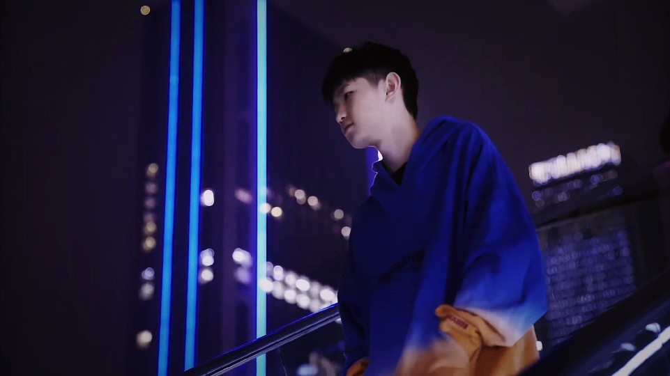 不善交流的