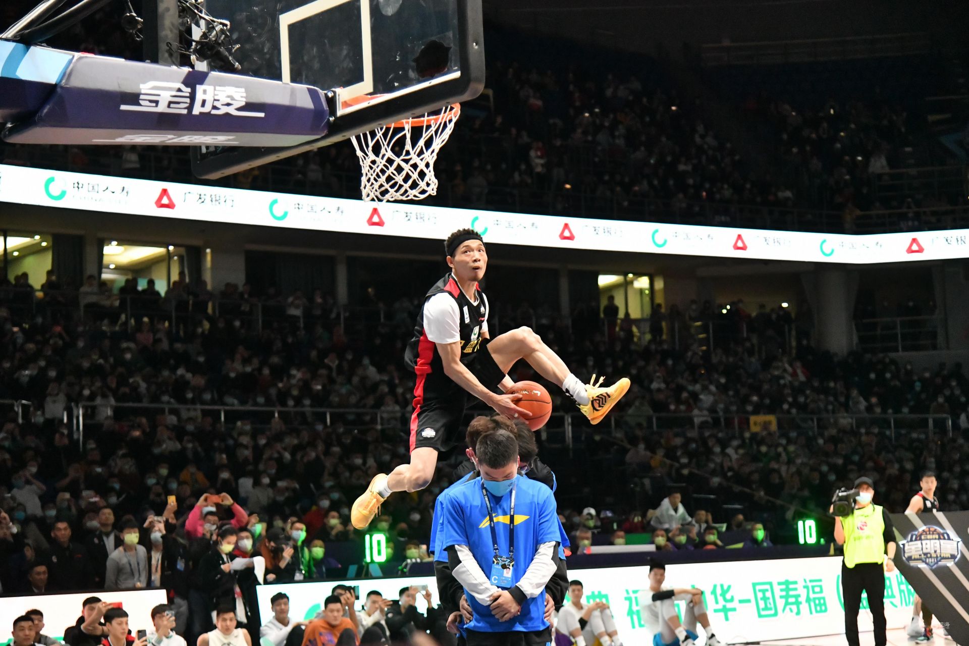 彻底征服了 彻底征服了