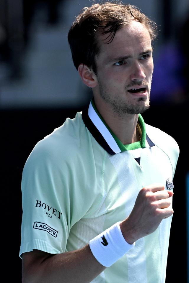 通过定位球 通过定位球